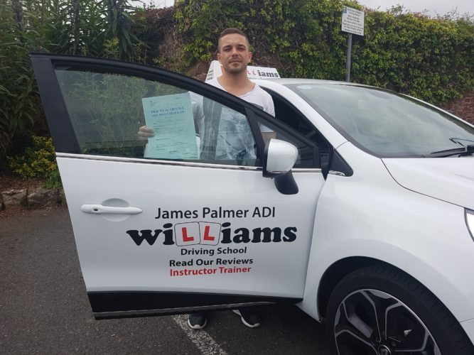 How much does it cost for Driving Lessons in Torquay
