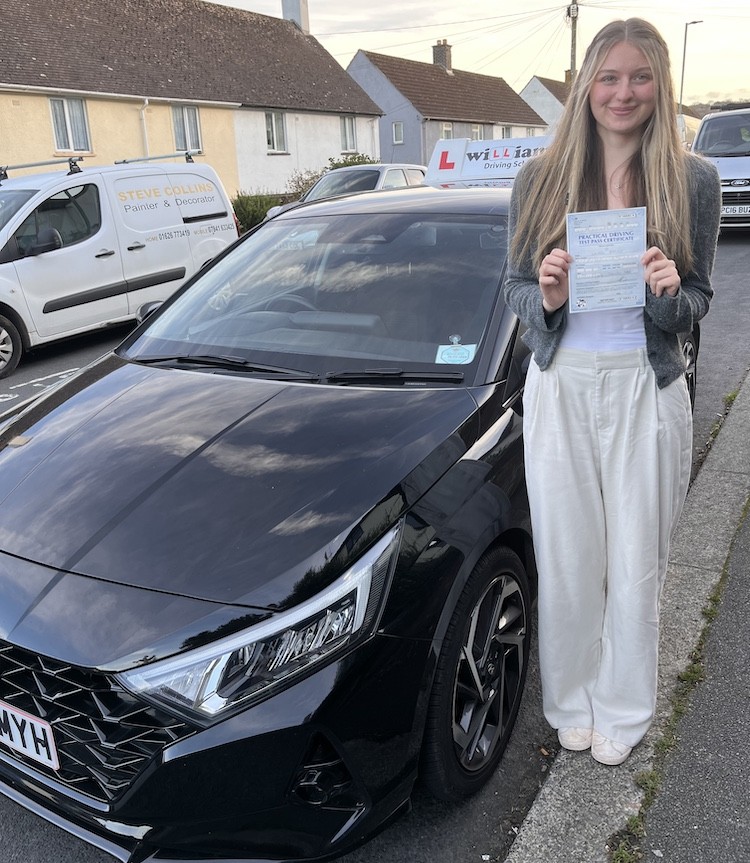 Lauren from Teignmouth