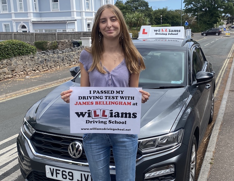 Francesca from Torquay passed her practical driving test with Williams Driving School